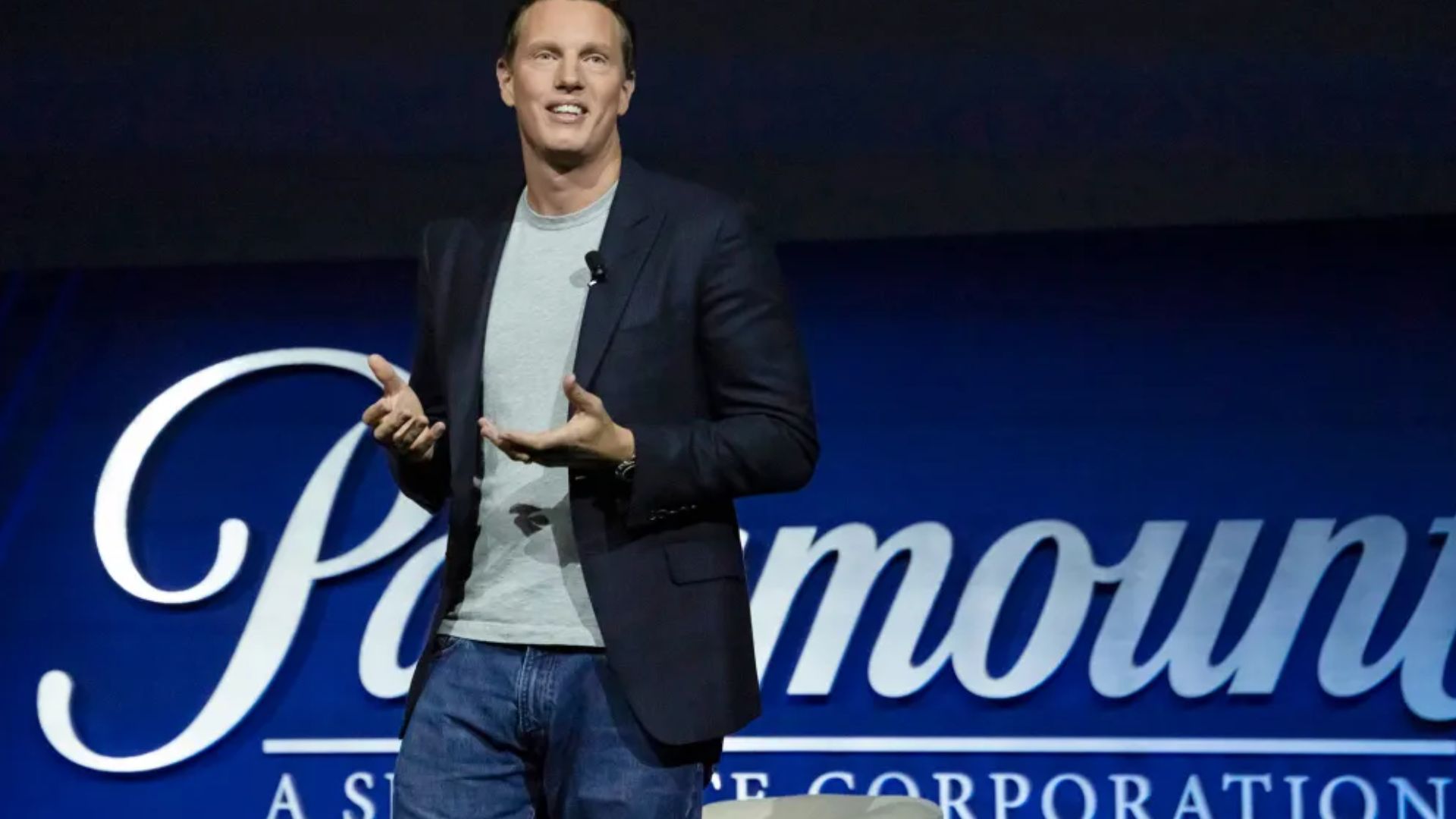 Accionista de Paramount demanda a los Ellison por supuesto acuerdo ilegal con Trump